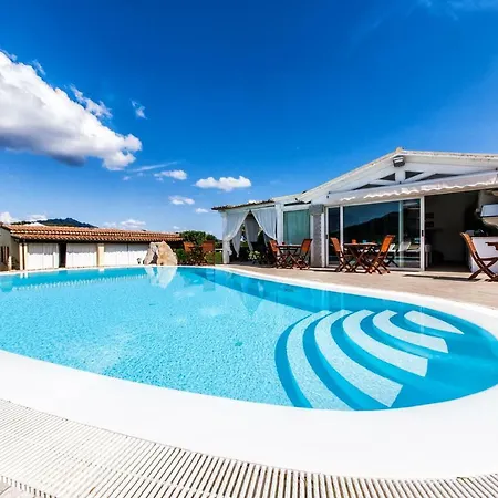 Cento Ulivi 골푸아랑시