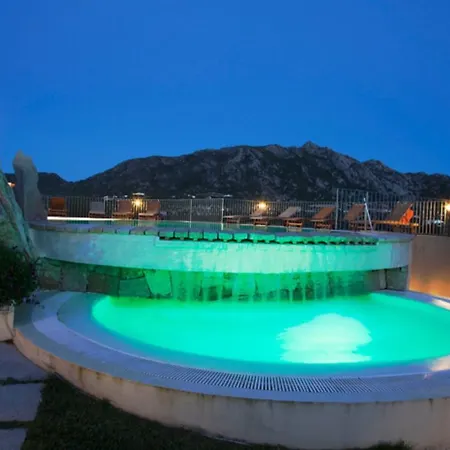 Bed & Breakfast Cento Ulivi 4*