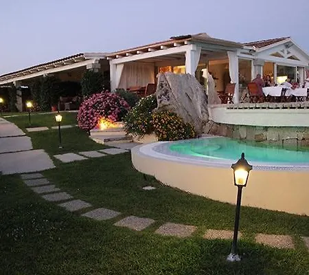 Bed & Breakfast Cento Ulivi 4*