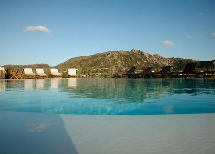 Cento Ulivi 4* 阿兰奇湾城